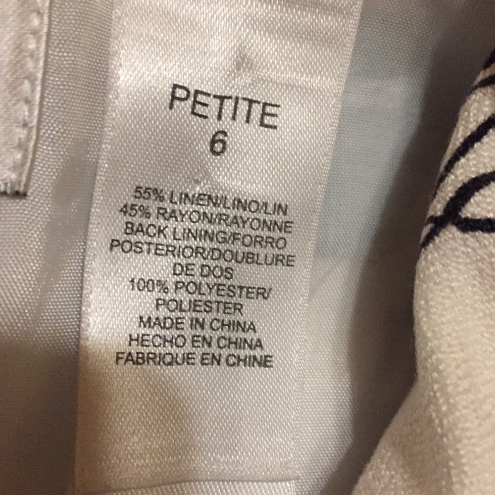 Women's stylish 6 PETITE NWOT blazer. JACKET - Picture 2 of 7